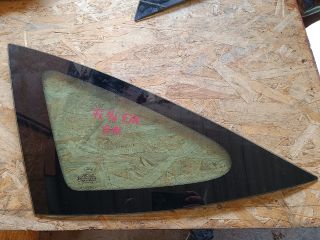 bontott FORD FOCUS I Bal C Oszlop Oldalablak Üveg