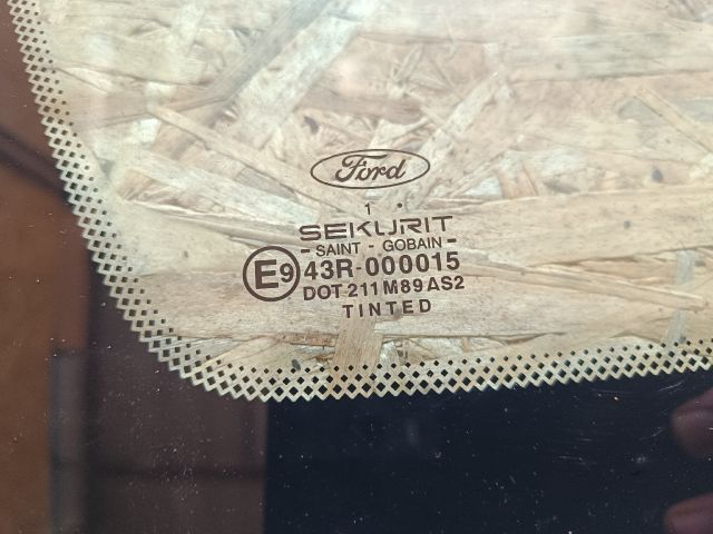 bontott FORD FOCUS I Bal C Oszlop Oldalablak Üveg