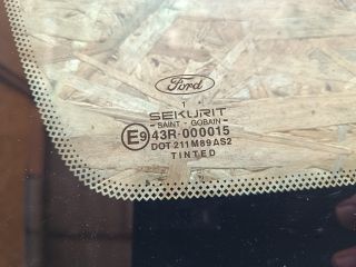 bontott FORD FOCUS I Bal C Oszlop Oldalablak Üveg