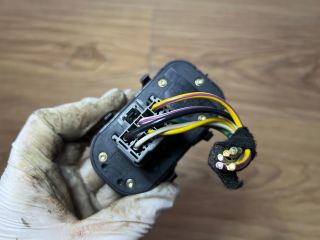 bontott FORD FOCUS I Bal első Ablakemelő Kapcsoló