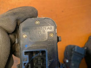 bontott FORD FOCUS I Bal első Ablakemelő Kapcsoló