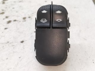 bontott FORD FOCUS I Bal első Ablakemelő Kapcsoló