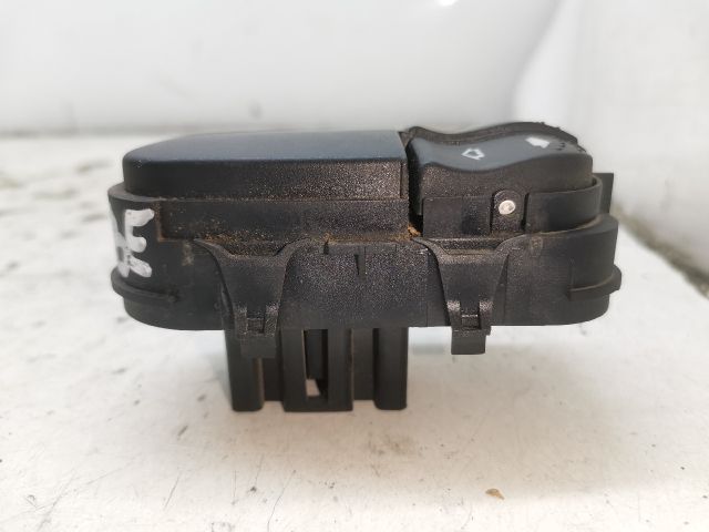 bontott FORD FOCUS I Bal első Ablakemelő Kapcsoló