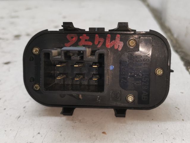 bontott FORD FOCUS I Bal első Ablakemelő Kapcsoló