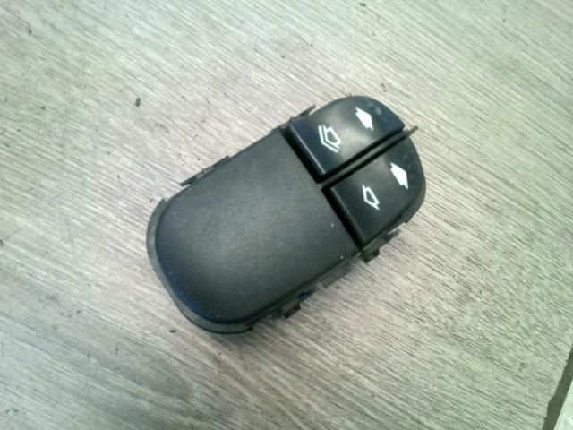 bontott FORD FOCUS I Bal első Ablakemelő Kapcsoló