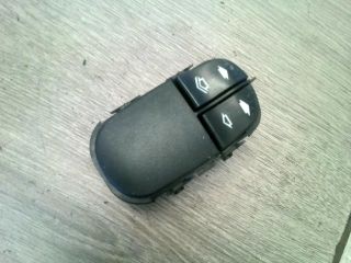 bontott FORD FOCUS I Bal első Ablakemelő Kapcsoló