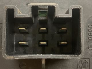 bontott FORD FOCUS I Bal első Ablakemelő Kapcsoló