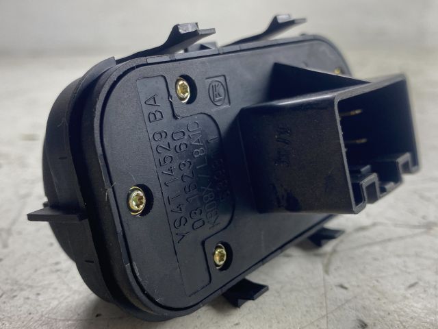 bontott FORD FOCUS I Bal első Ablakemelő Kapcsoló