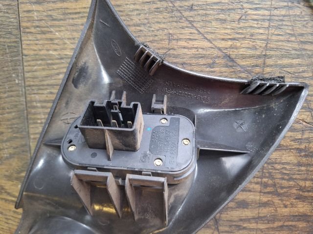 bontott FORD FOCUS I Bal első Ablakemelő Kapcsoló