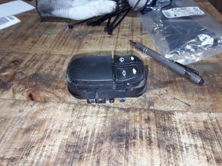 bontott FORD FOCUS I Bal első Ablakemelő Kapcsoló