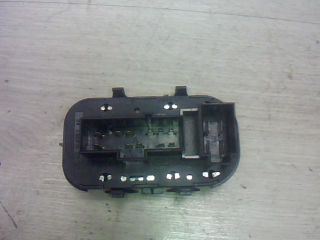 bontott FORD FOCUS I Bal első Ablakemelő Kapcsoló