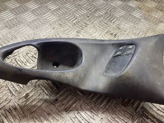 bontott FORD FOCUS I Bal első Ablakemelő Kapcsoló