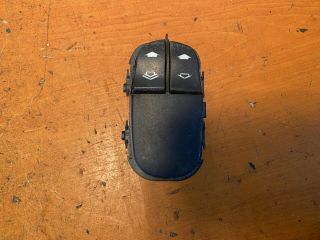 bontott FORD FOCUS I Bal első Ablakemelő Kapcsoló