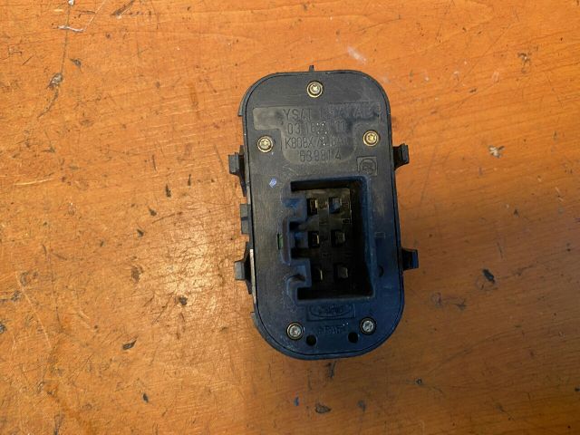 bontott FORD FOCUS I Bal első Ablakemelő Kapcsoló