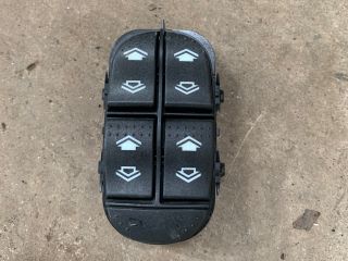 bontott FORD FOCUS I Bal első Ablakemelő Kapcsoló