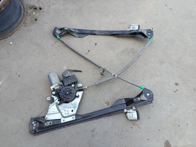 bontott FORD FOCUS I Bal első Ablakemelő Szerkezet (Elektromos)