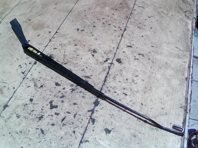 bontott FORD FOCUS I Bal első Ablaktörlő Kar