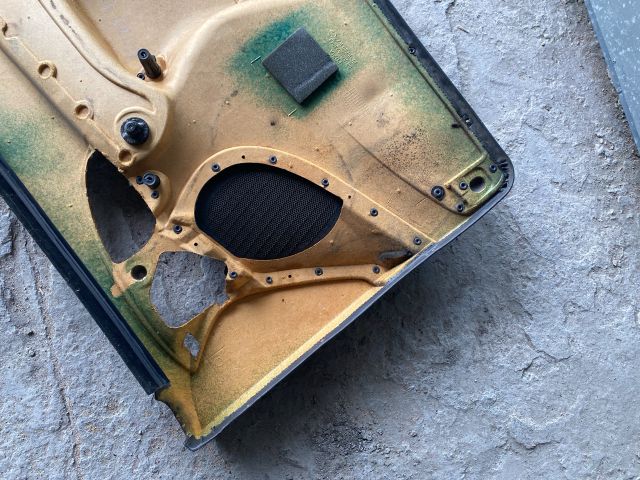 bontott FORD FOCUS I Bal első Ajtó Kárpit