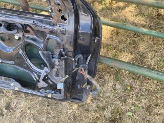 bontott FORD FOCUS I Bal első Ajtó (Üres lemez)