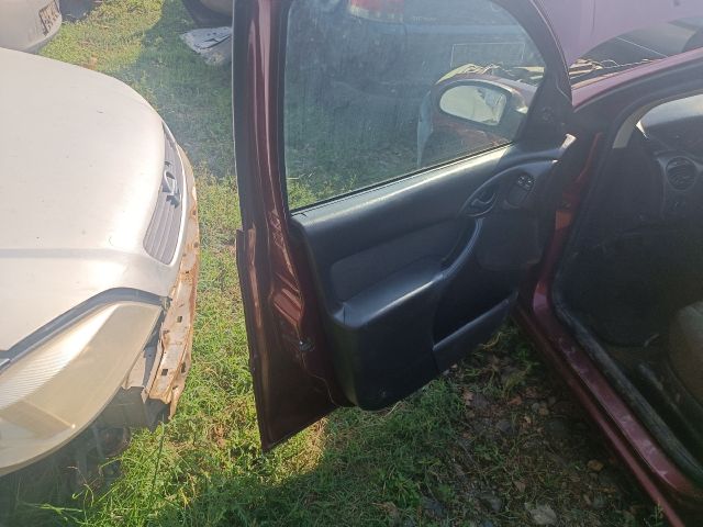 bontott FORD FOCUS I Bal első Ajtó (Üres lemez)