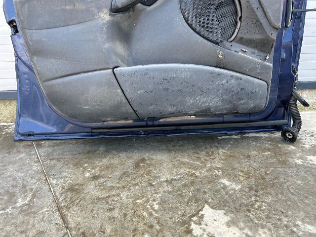 bontott FORD FOCUS I Bal első Ajtó (Üres lemez)