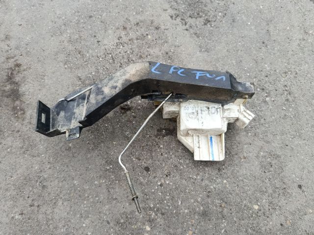 bontott FORD FOCUS I Bal első Ajtózár