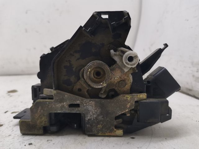 bontott FORD FOCUS I Bal első Ajtózár