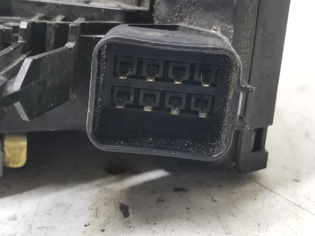 bontott FORD FOCUS I Bal első Ajtózár