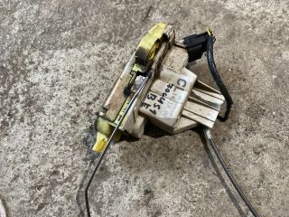 bontott FORD FOCUS I Bal első Ajtózár