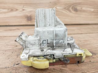 bontott FORD FOCUS I Bal első Ajtózár