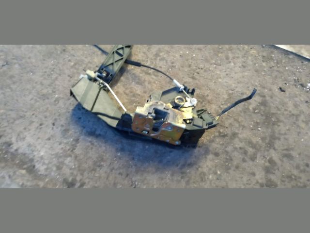 bontott FORD FOCUS I Bal első Ajtózár