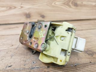 bontott FORD FOCUS I Bal első Ajtózár