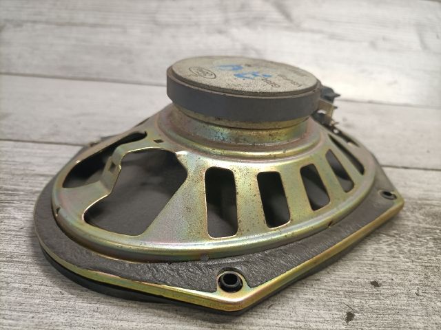 bontott FORD FOCUS I Bal első Hangszóró