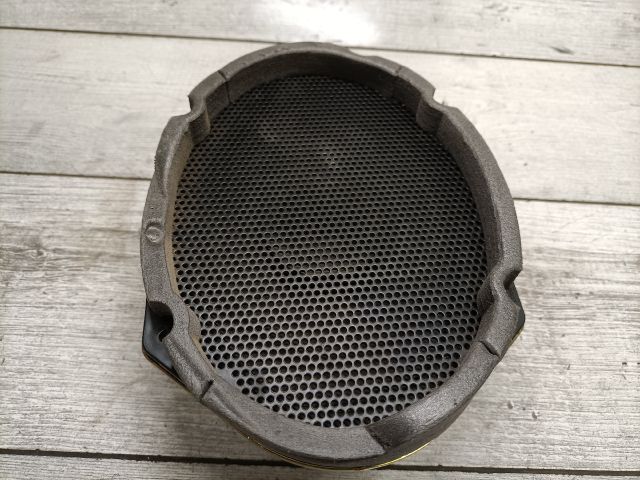 bontott FORD FOCUS I Bal első Hangszóró