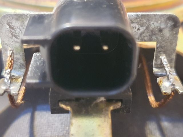 bontott FORD FOCUS I Bal első Hangszóró