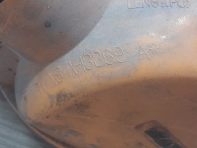 bontott FORD FOCUS I Bal első Irányjelző