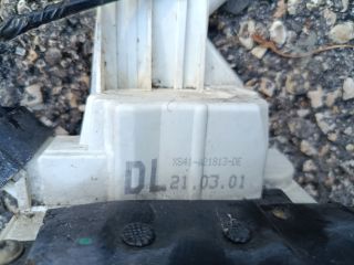 bontott FORD FOCUS I Bal első Központizár Motor