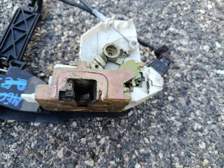 bontott FORD FOCUS I Bal első Központizár Motor