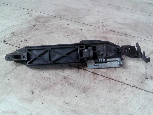 bontott FORD FOCUS I Bal első Külső Kilincs
