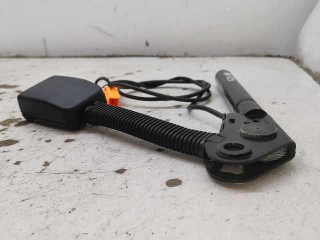 bontott FORD FOCUS I Bal első Övfeszítő