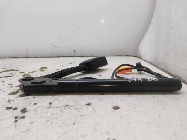 bontott FORD FOCUS I Bal első Övfeszítő