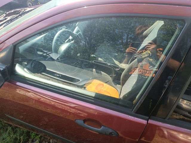 bontott FORD FOCUS I Bal első Vízlehúzó Gumicsík