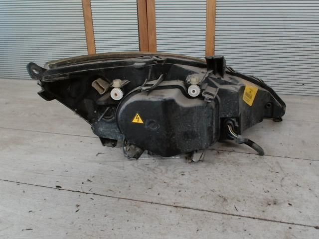 bontott FORD FOCUS I Bal Fényszóró