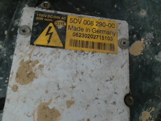 bontott FORD FOCUS I Bal Fényszóró