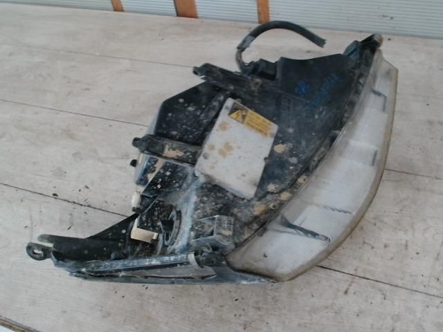 bontott FORD FOCUS I Bal Fényszóró