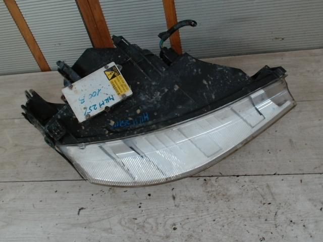 bontott FORD FOCUS I Bal Fényszóró