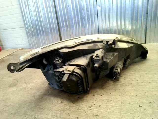 bontott FORD FOCUS I Bal Fényszóró