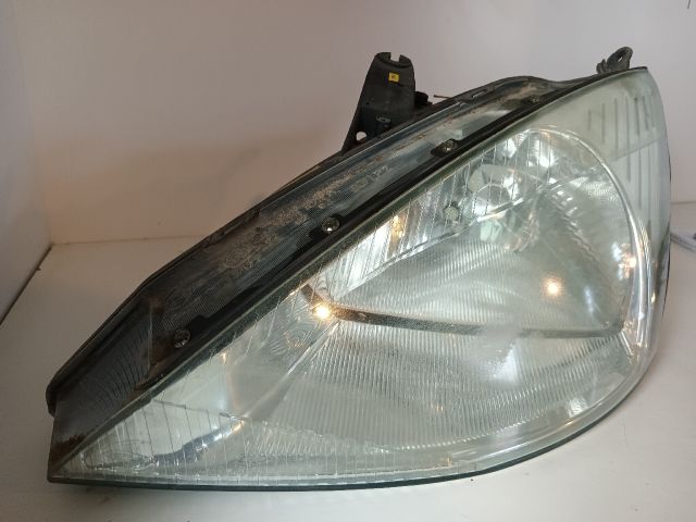 bontott FORD FOCUS I Bal Fényszóró