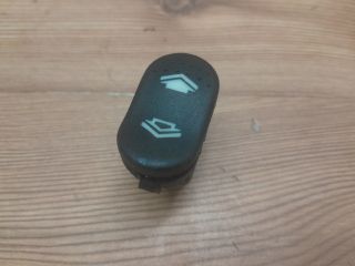 bontott FORD FOCUS I Bal hátsó Ablakemelő Kapcsoló