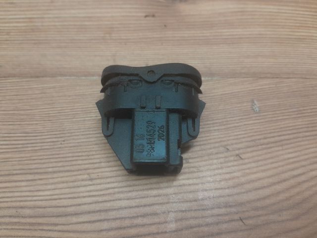 bontott FORD FOCUS I Bal hátsó Ablakemelő Kapcsoló